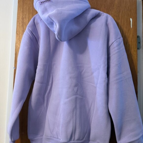 Comfrt Lavender Hoodie size Medium *in original packaging - Picture 6 of 8